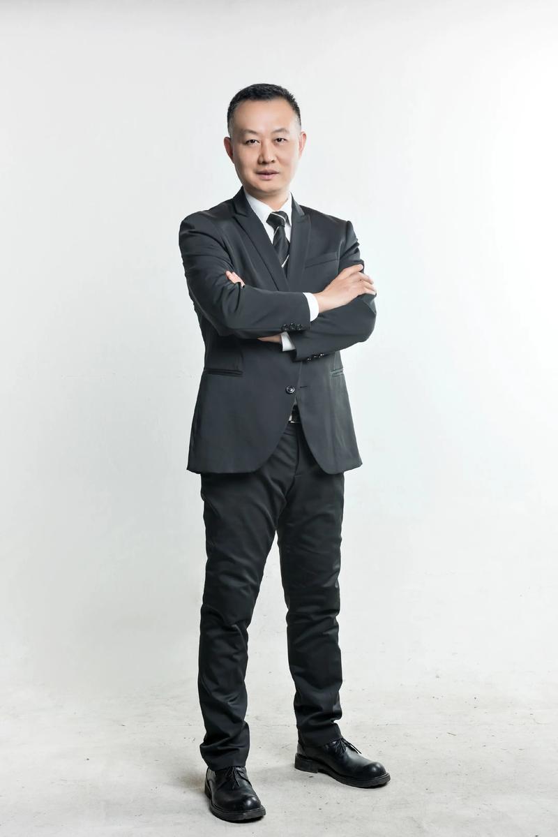 殷艳 剪辑与后期总监